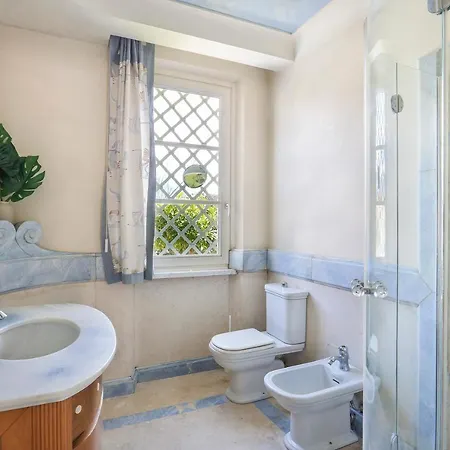 Luxury Garden House Villa Pietrasanta
