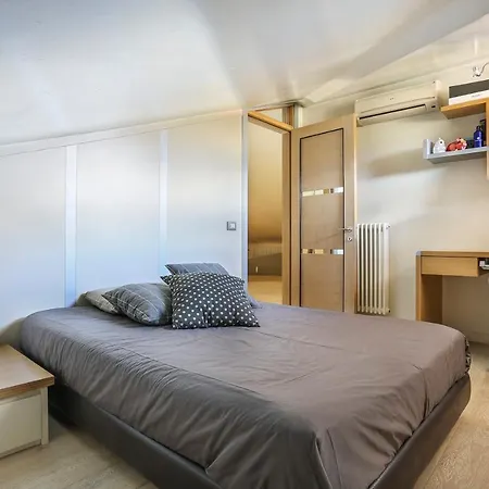 فيلة Luxury Garden House بيتراسانتا